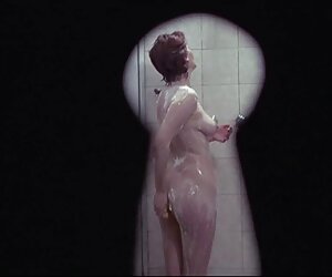 Súng phim xx ko che và ngực nở Kane cho một thổi kèn