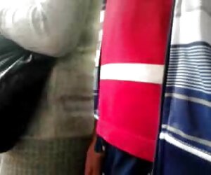 kelly diễn xuất 2 homme trong phim sec k che đen và trắng