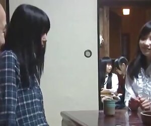 Xinh đẹp, cô gái tóc vàng đit nhau ko tre đồng